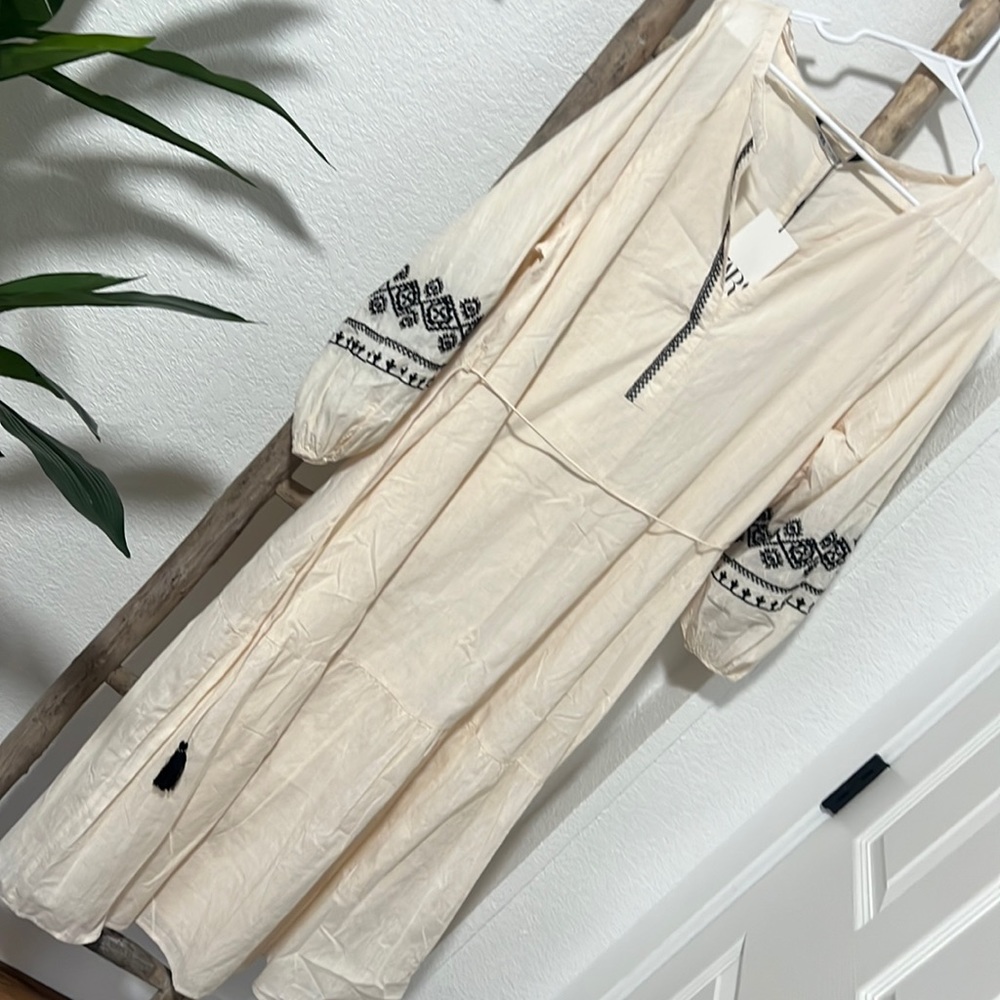 NWT Zara bohemian embroidery dress, size L, 100% cotton